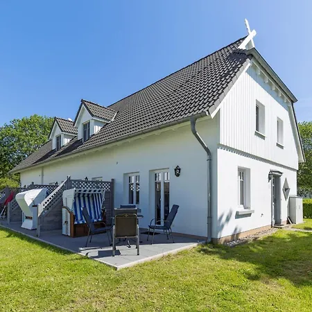 Haus-usedom-1a * Nienhagen (Mecklenburg-Vorpommern)